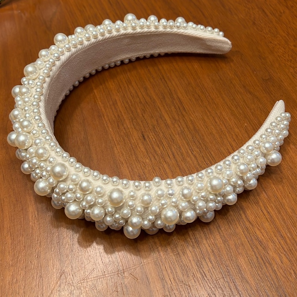 Pearl headband brand new